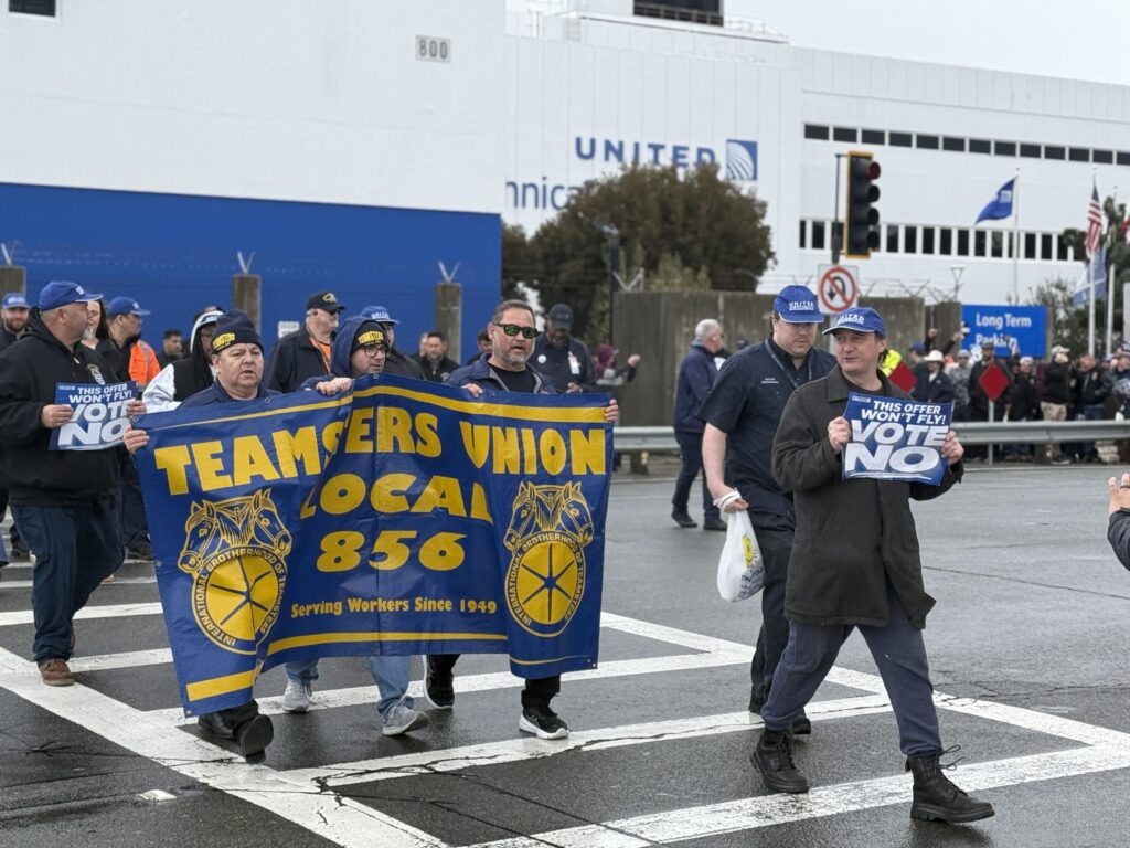 United Airlines Teamsters rallied outside of the company’s SFO maintenance base in March.